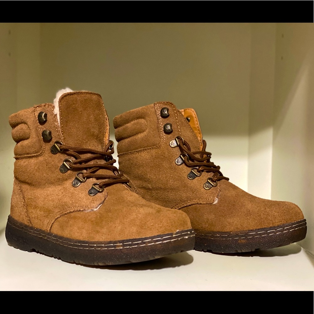 BearPaw Hiking Boots